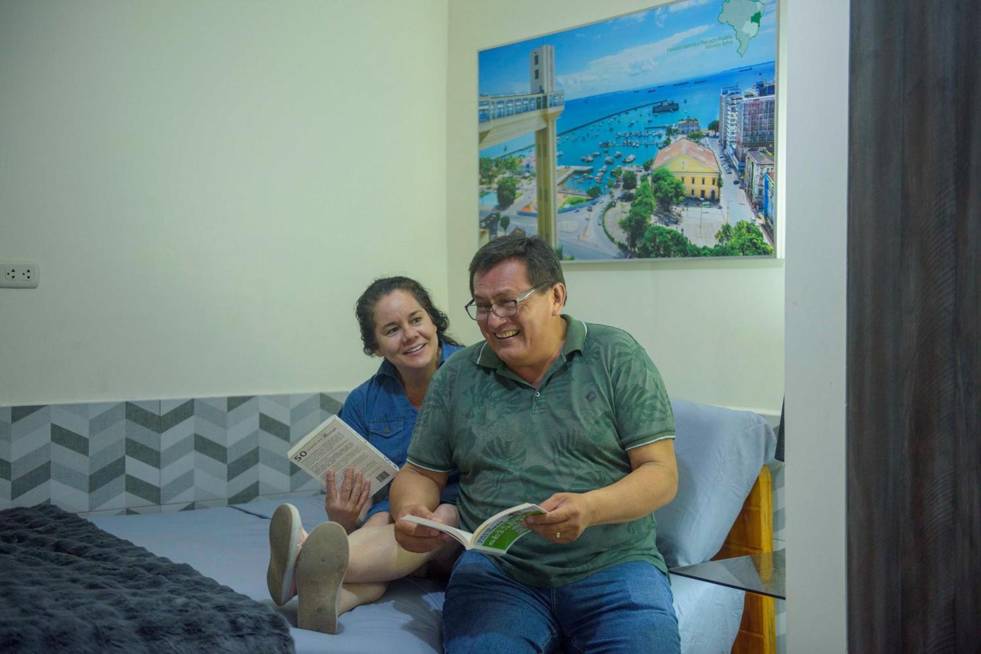 Brazilians House - Corporativo Y Familiar En *
